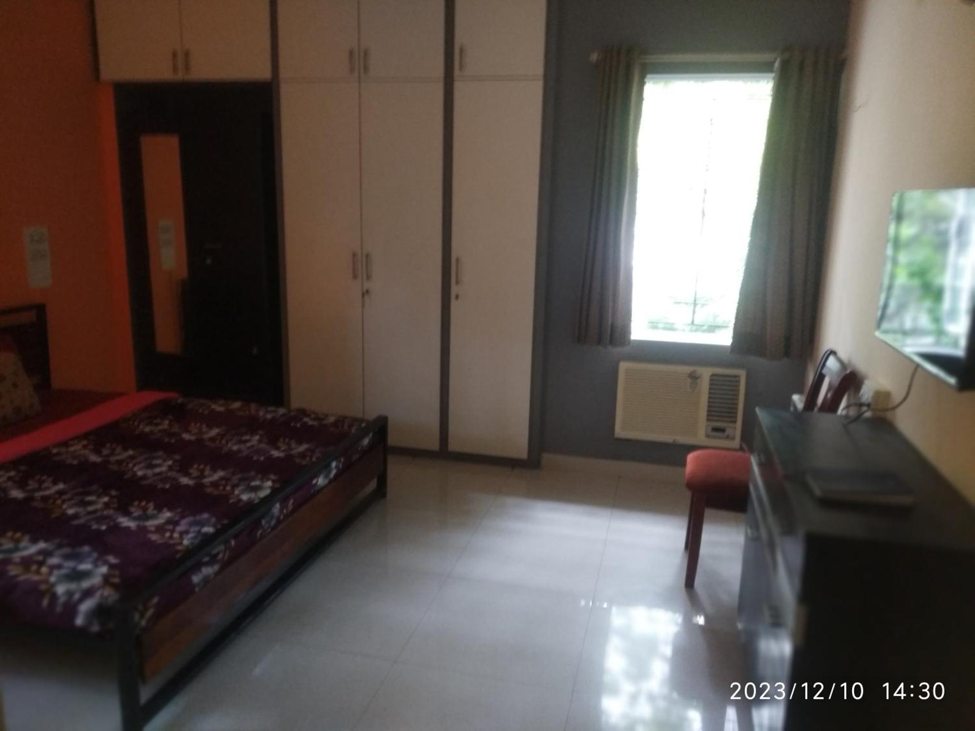 Royale Seaward Service Apartments Ченнаї Екстер'єр фото